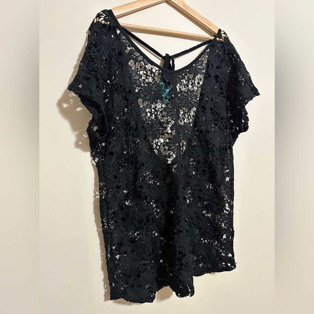 Xhilaration Vintage Lace Floral Swim Cover - Picture 6 of 7
